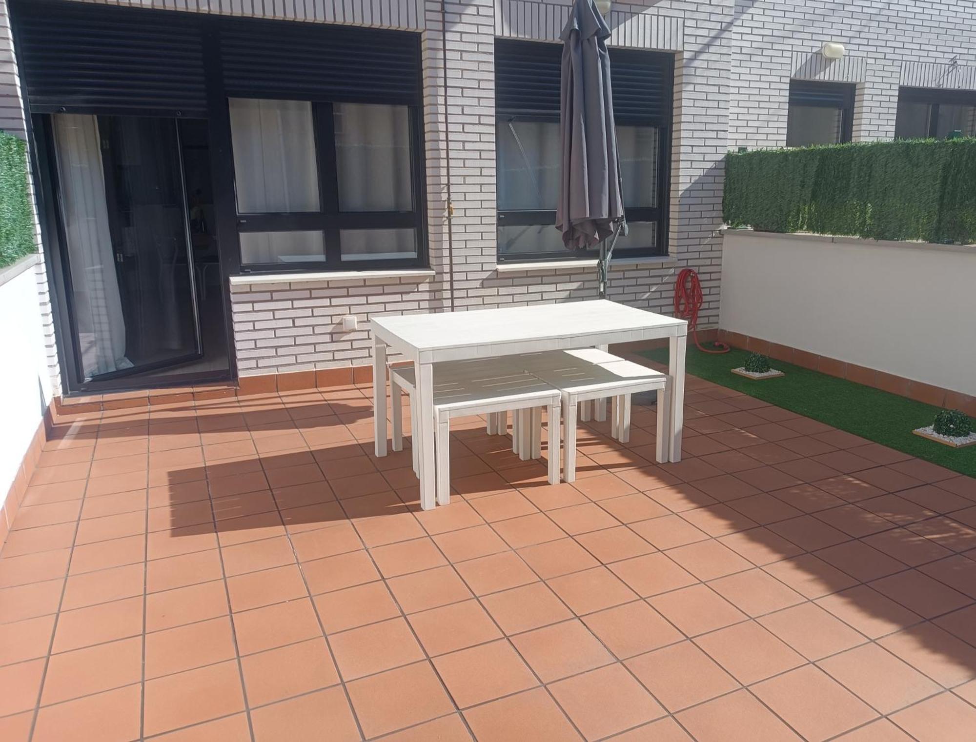 Апартаменты La Terraza De La Vega - Ubicacion Inmejorable , Wifi , Terraza Y Parking Gratuito Овьедо Экстерьер фото